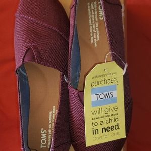 TOMS